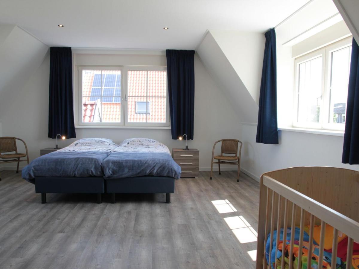 Beautiful And Spacious Villa With A Panoramic View Near The Beach Of Cadzand Bagian luar foto